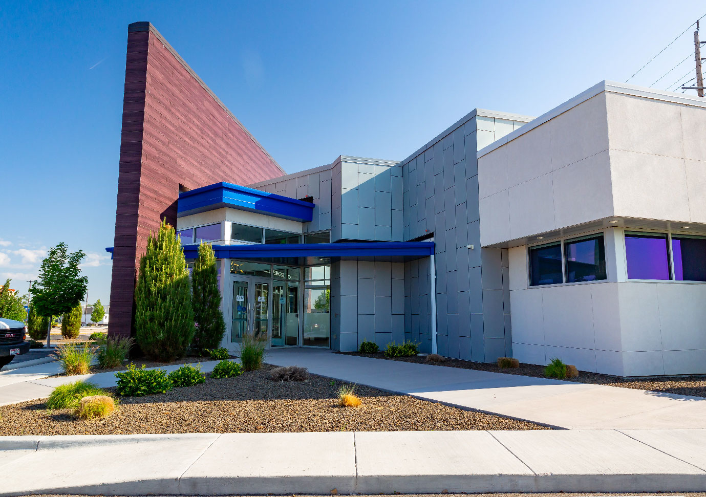 CapEd's Twin Falls location front entrance.